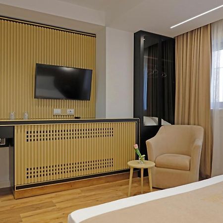 Mark Hotel Tirana Bërxull المظهر الخارجي الصورة